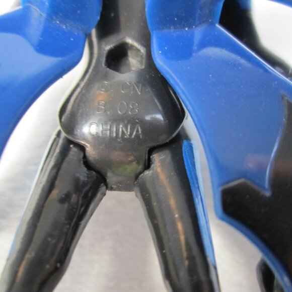 Ben 10 Alien Force Big Chill 4" Blue Action Figure - Picture 9 of 11